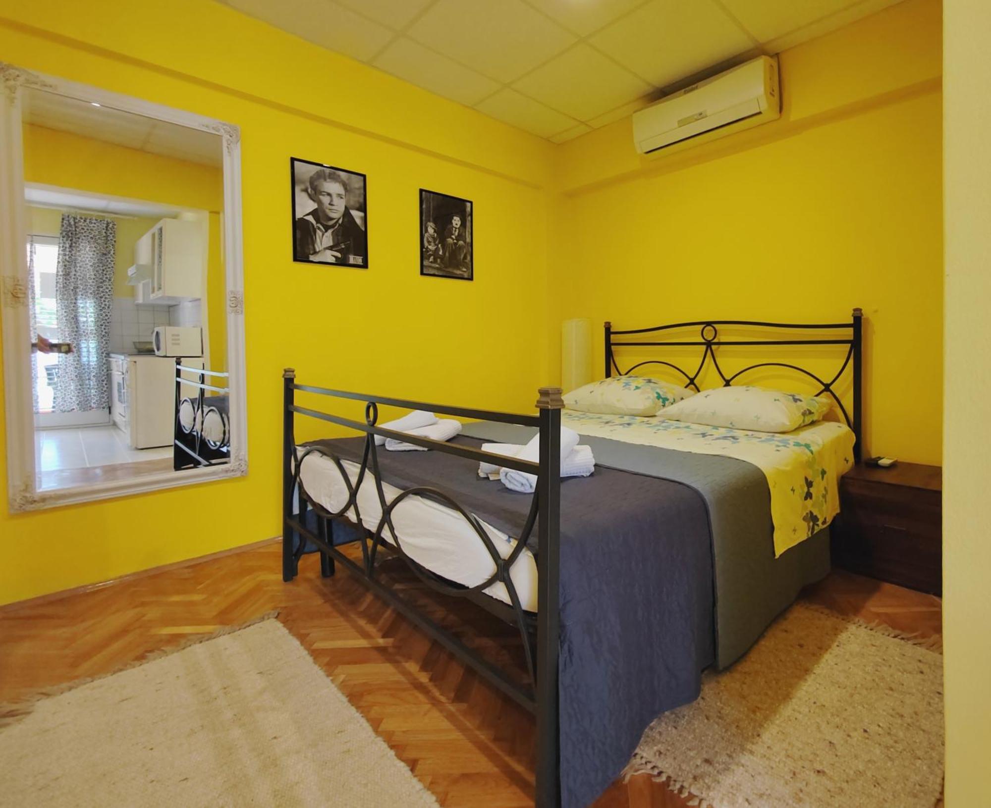 Apartments Gareta Gradac  Exterior photo