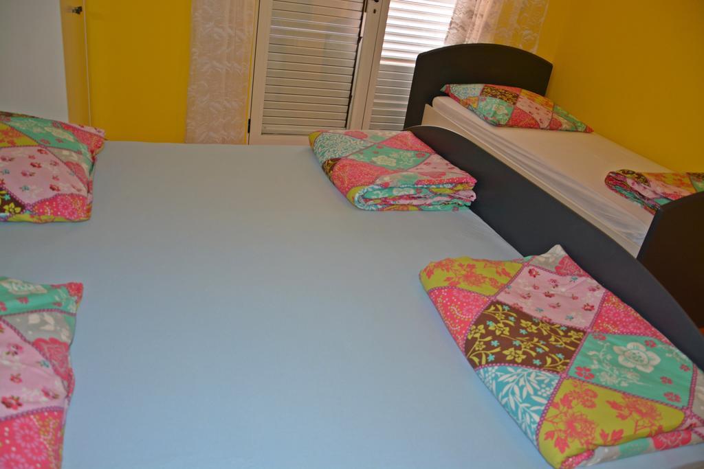 Apartments Gareta Gradac  Room photo